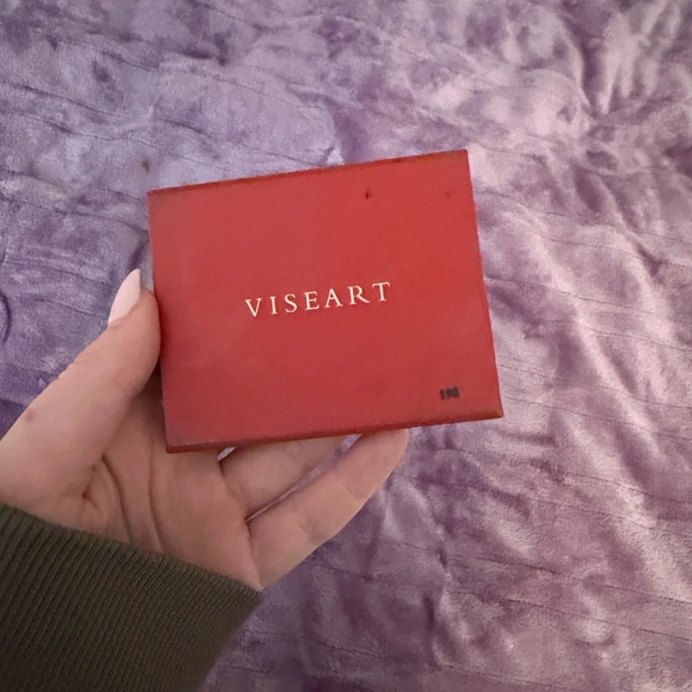 Viseart Red Compact Eyeshadow Palette — Warm Gold, Brown, Orange, Cream, Copper